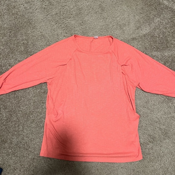Set of Four Long Sleeve Nursing Tops in Assorted Colors - Picture 3 of 3